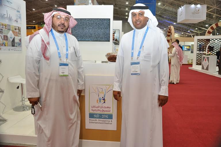 "غرفة الرياض" تعرّف بمهرجان الرياض للتسوق في ملتقى السفر