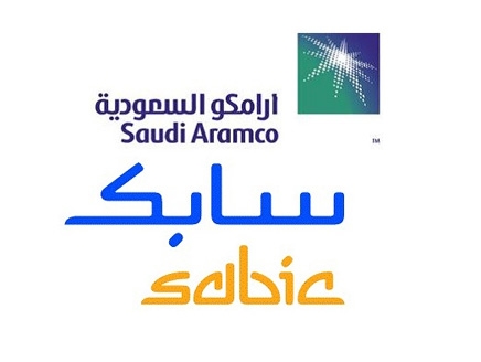 مصادر: "أرامكو" و"سابك" تتلقيان عروضا لمشروع إنتاج كيماويات من النفط