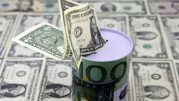 مؤشر الدولار يعزز مكاسبه أعلى 100 نقطة مع استيعاب بيانات التضخم الأميركية