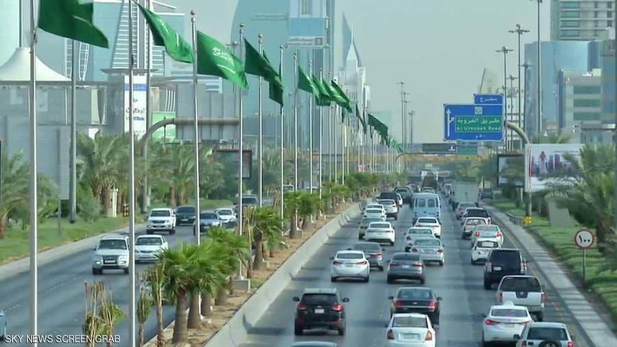 "مال" ترصد .. 69 مليار إيرادات متوقعة ووفر جديد للميزانية بعد زيادة ضريبة القيمة المضافة 200%