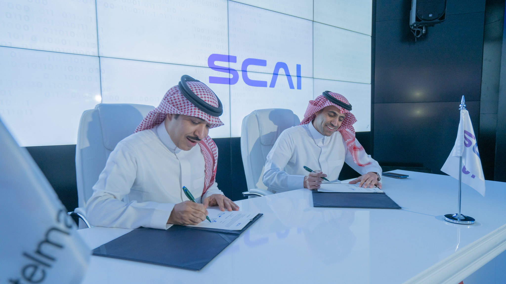 توقيع مذكرة تفاهم بين شركتي الذكاء الاصطناعي SCAI و Intelmatix في مجال ذكاء القرارات