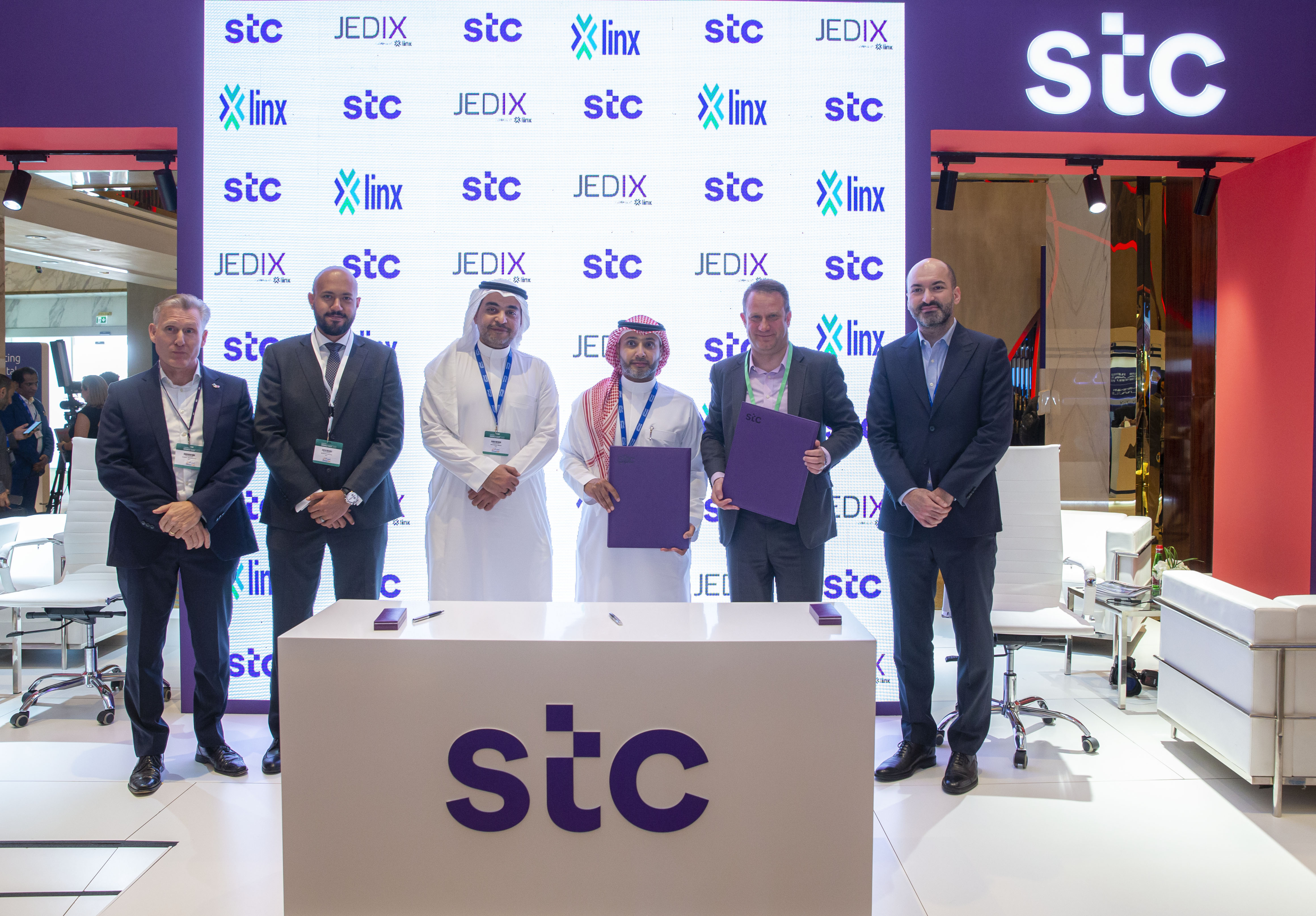 stc و London Internet Exchange (LINX) توسعان مقسم الانترنت JEDIX في السعودية