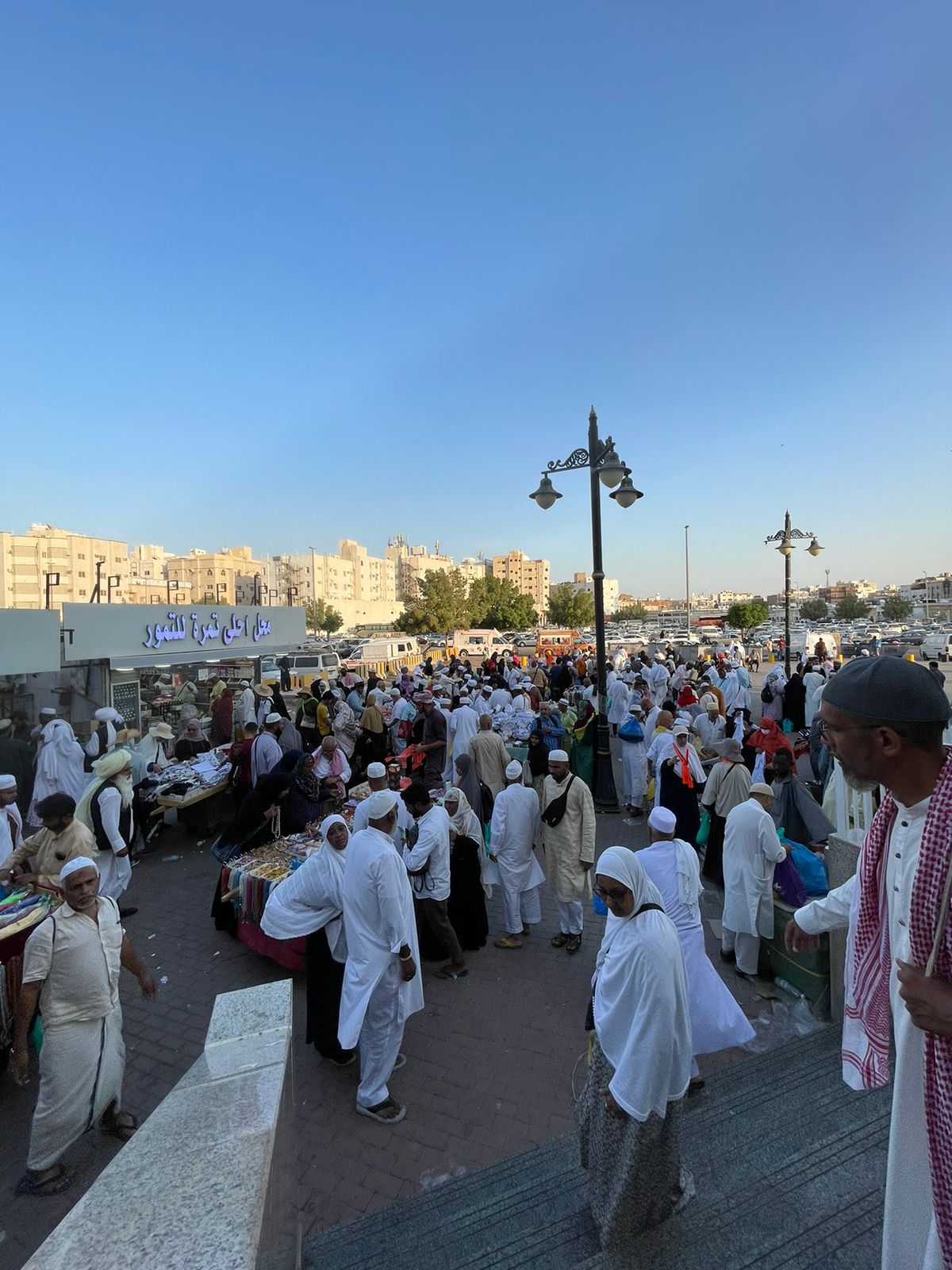 المدينة: "سوق بلال" مركز الحياة التجارية النابضة بحركة الزوار والمعتمرين