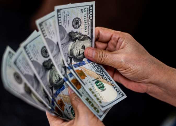 إيران وروسيا تعتزمان التجارة بالعملة المحلية بدلا من الدولار الأمريكي