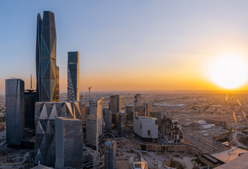 الاقتصاد السعودي يخلق 4.6 مليون فرصة عمل جديدة في 4 أعوام .. واستمرار تراجع البطالة