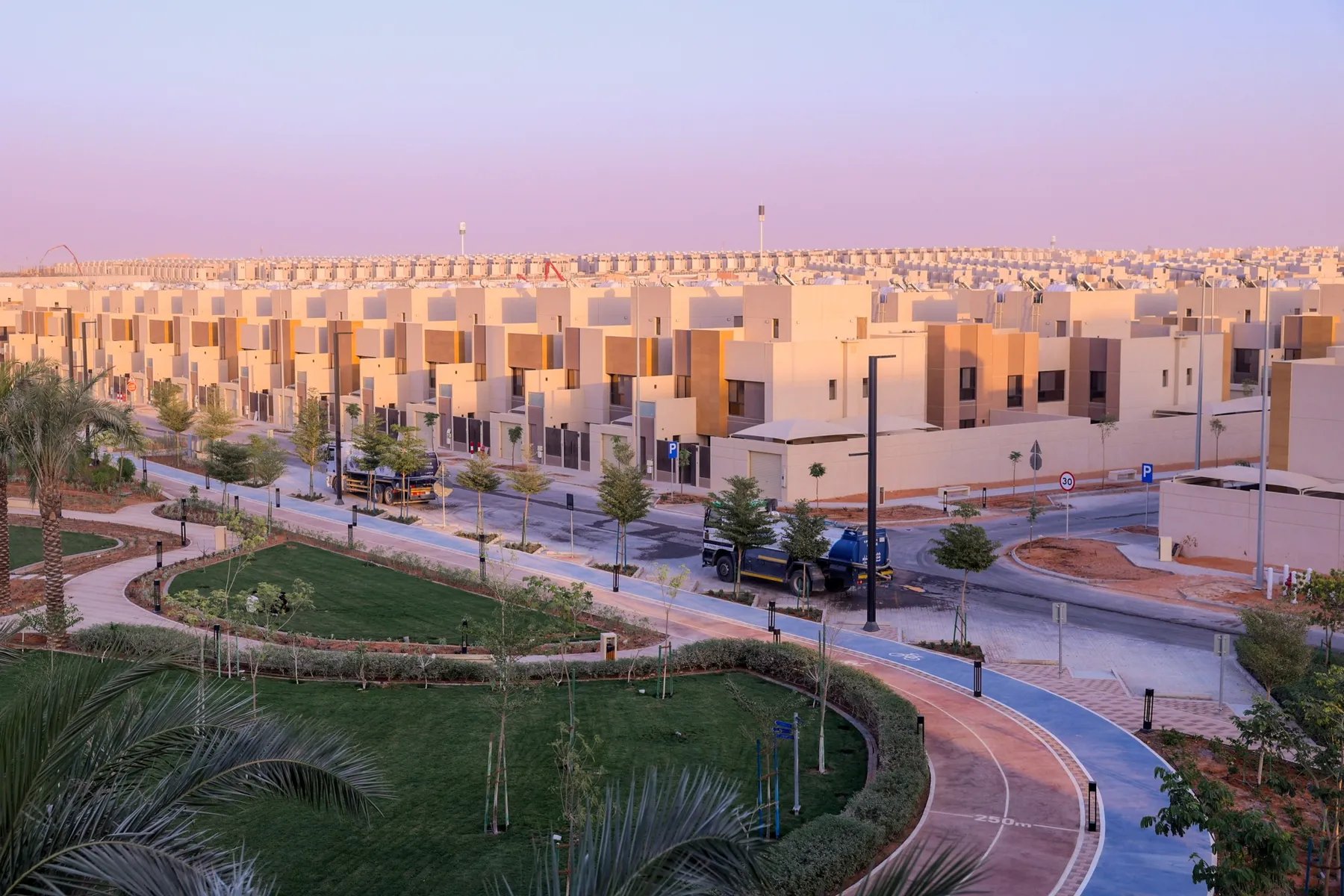 أسهم شركات التطوير العقاري السعودية ترتفع بأكبر وتيرة في 4 أشهر بعد فتح السوق أمام الأجانب