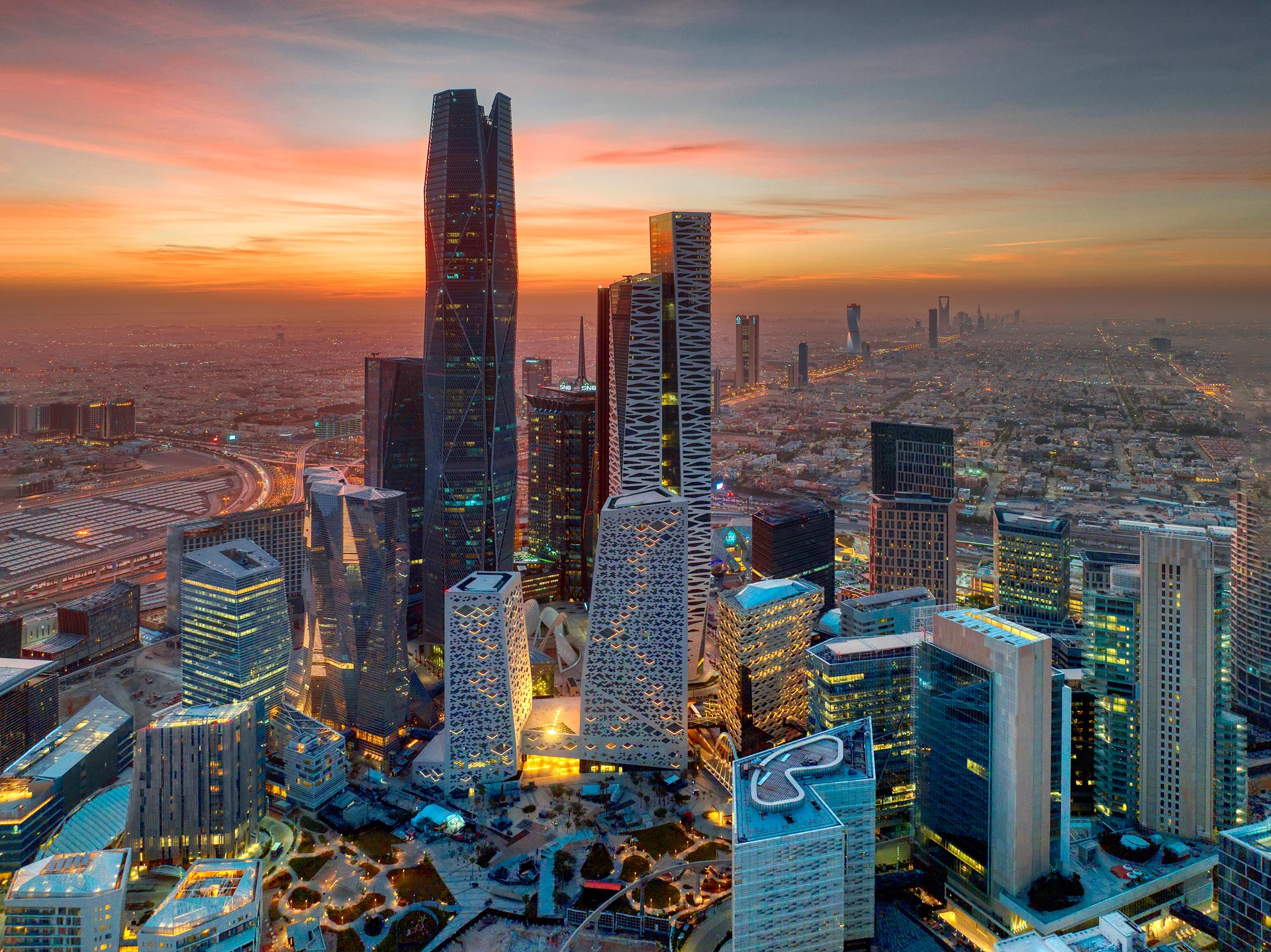 صندوق النقد الدولي يؤكد أن إصلاحات رؤية 2030 ساعدت على تحسين صنع السياسات .. ويطالب بخفض العجز الأول