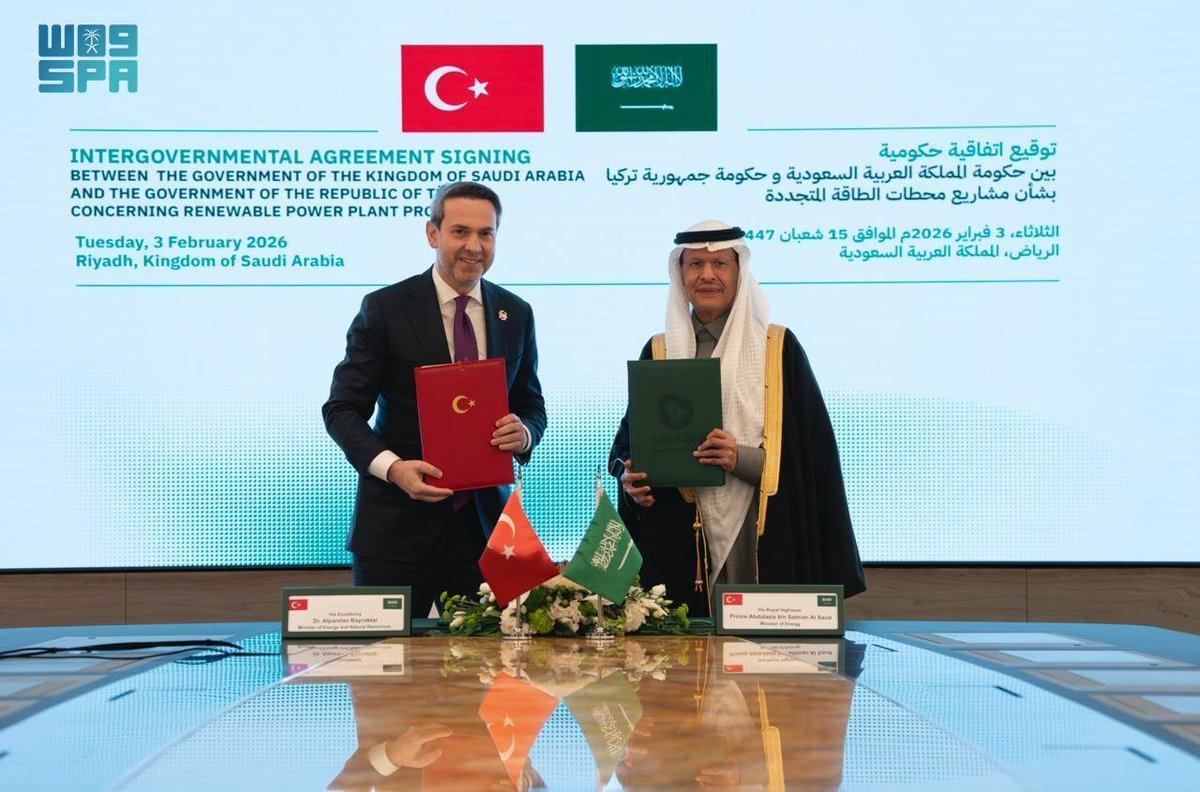 السعودية وتركيا توقعان اتفاقية بشأن مشاريع محطات توليد الكهرباء من الطاقة المتجددة