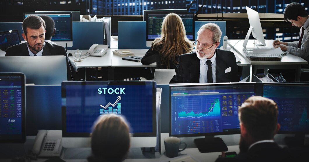 European Stoxx 600 rose 0.4%, supported by defense stocks