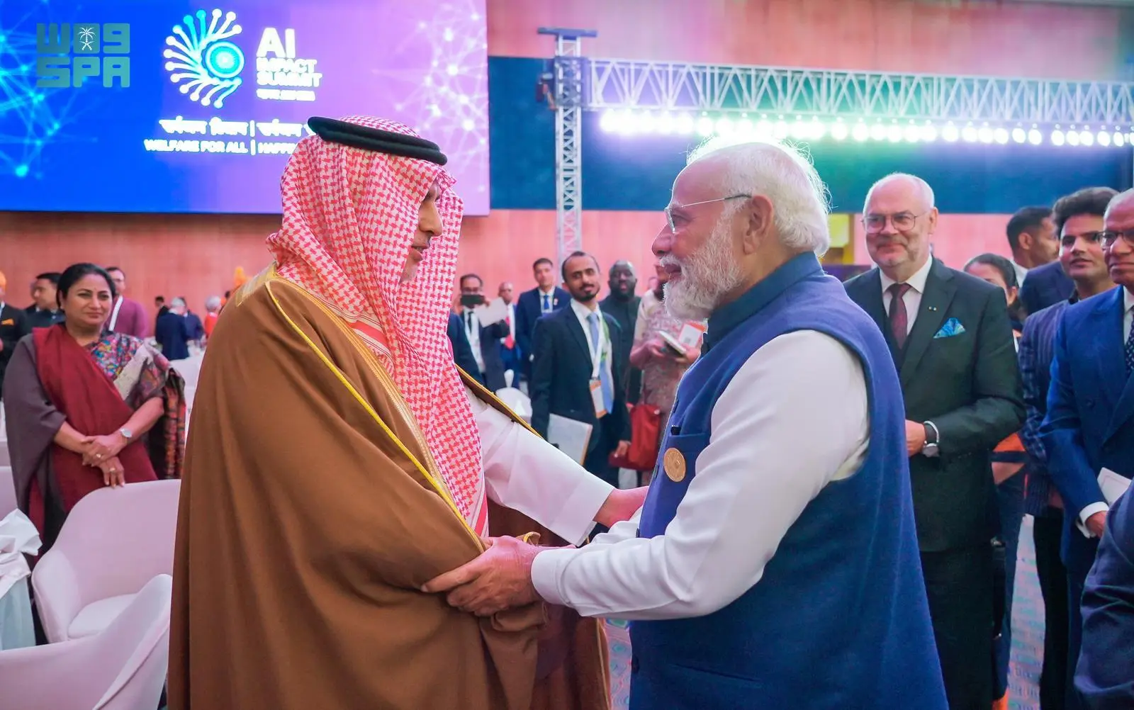 Indian Prime Minister Meets with SDAIA President to Discuss Cooperation in Data and AI