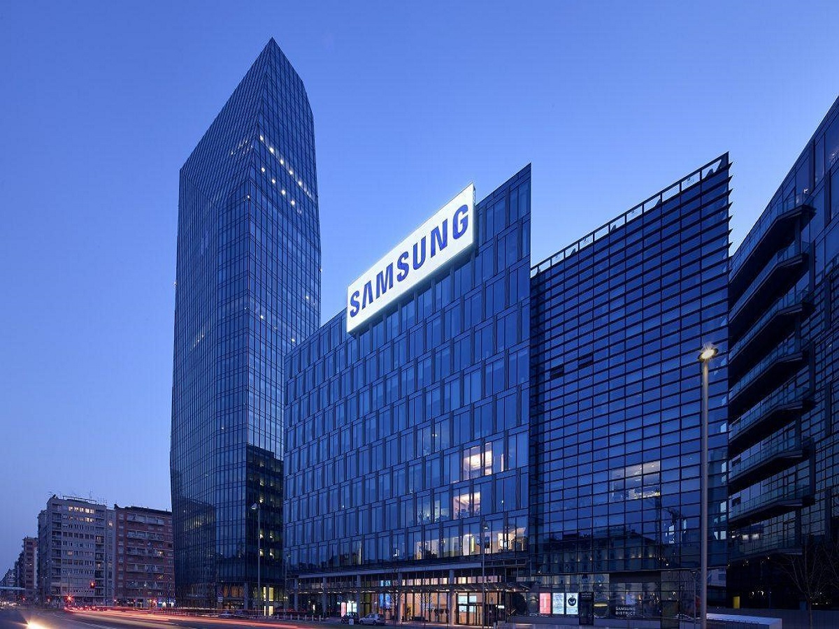 Samsung Regains Top Spot in Global Memory Chip Market with $19 Billion in Sales in Q4