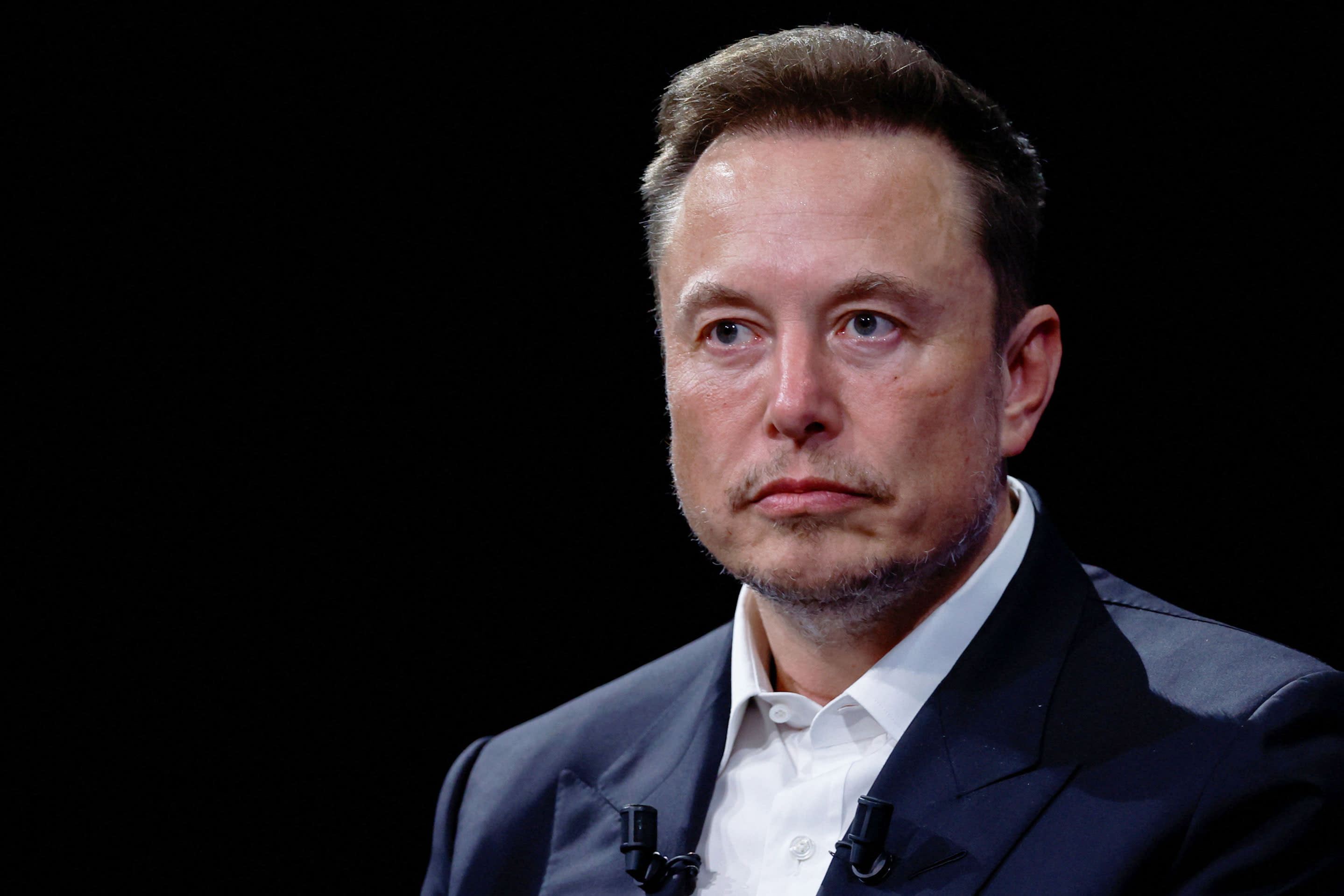 Musk asks SpaceX IPO banks to buy Grok AI subscriptions, NYT reports
