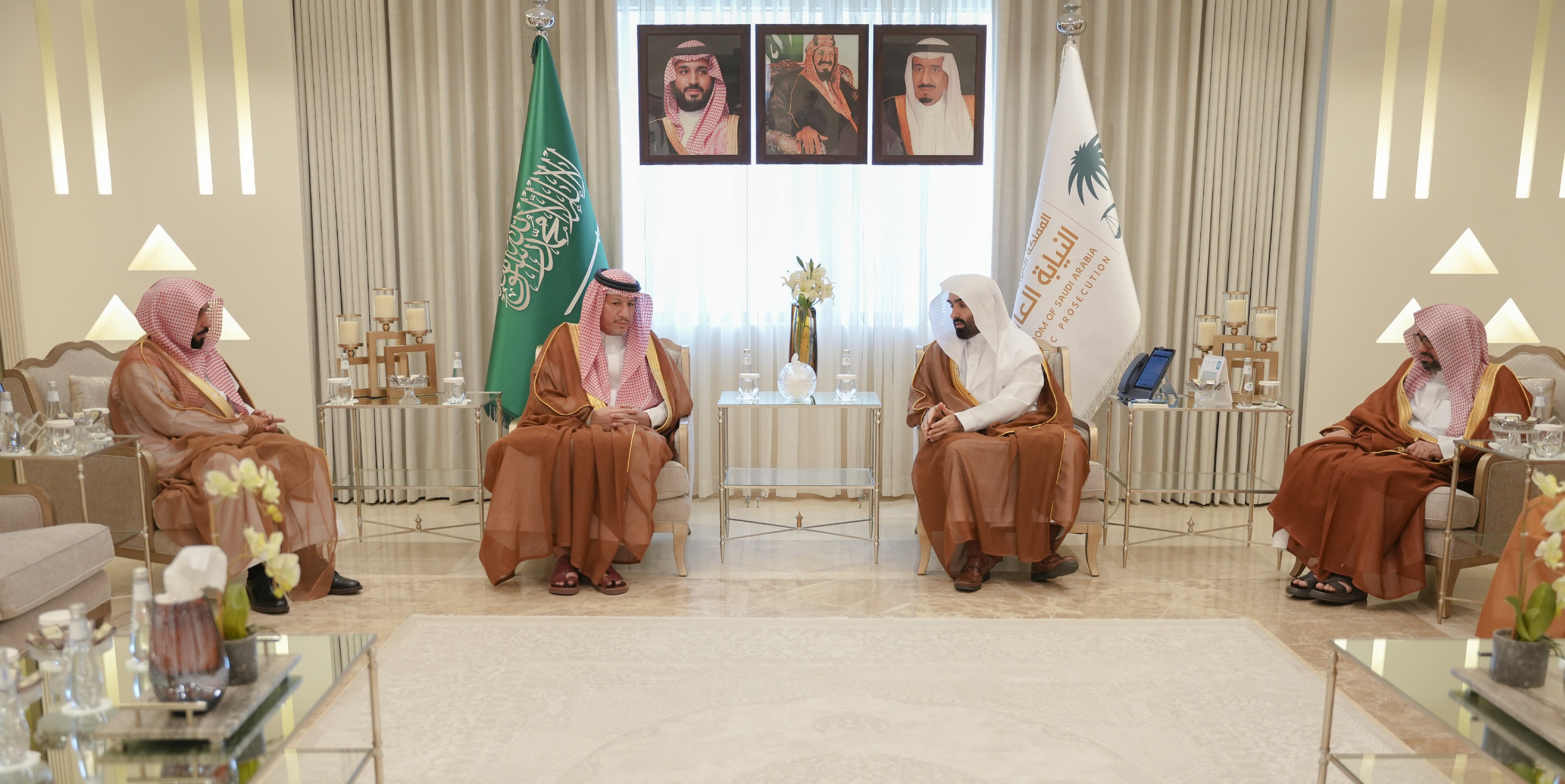 النيابة العامة و "نزاهة" تبحثان تطوير آليات العمل المشترك لرفع كفاءة الإجراءات المتعلقة بقضايا