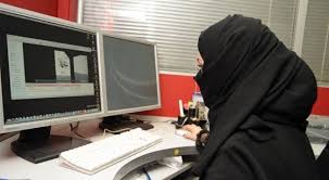 %35 نسبة مشاركة المرأة في سوق العمل لعام 2025 والمستهدف 40% بحلول 2030