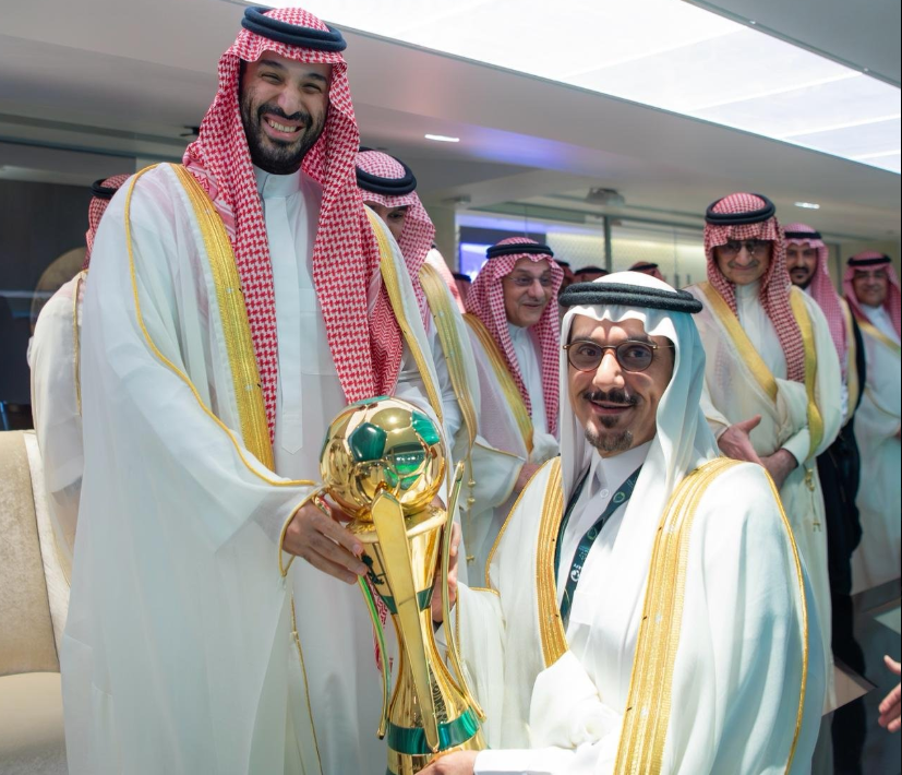 برعاية خادم الحرمين الشريفين .. ولي العهد يتوج الهلال ببطولة كأس الملك