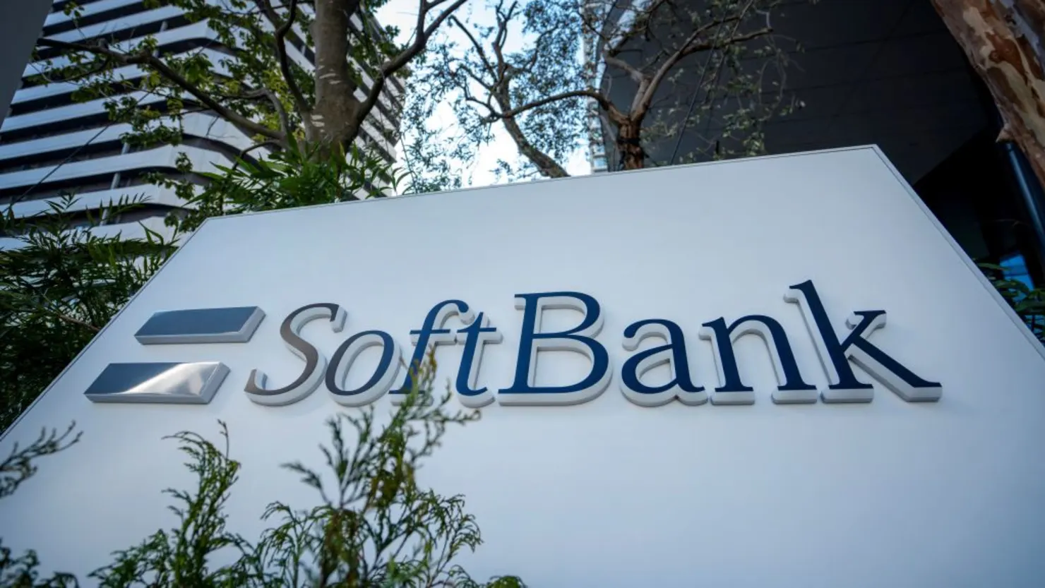 SoftBank's Market Capitalization Jumps Over $61 Billion in Two Days
