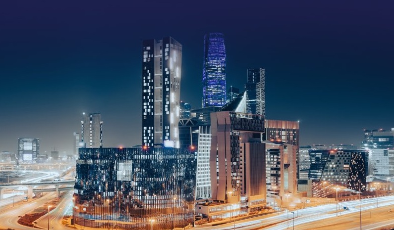 هيئة التأمين والأكاديمية المالية تطلقان برنامج مسرّعة مهارات العلوم الاكتوارية لتمكين الكفاءات
