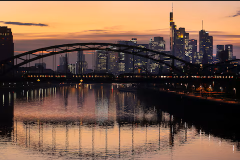 Ministry: German Economy to Recover Slowly Amid Middle East Developments