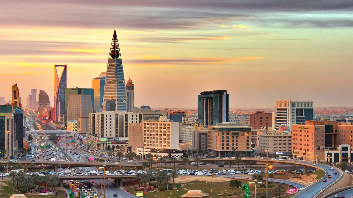 بعد انتهاء التوترات الجيوسياسية .. توقعات نمو الاقتصاد السعودي فوق 4% تعود للواجهة