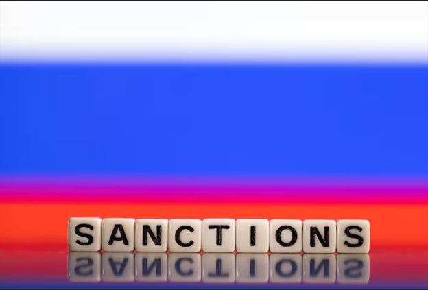 British sanctions target Russia's shadow fleet and Yandex Bank