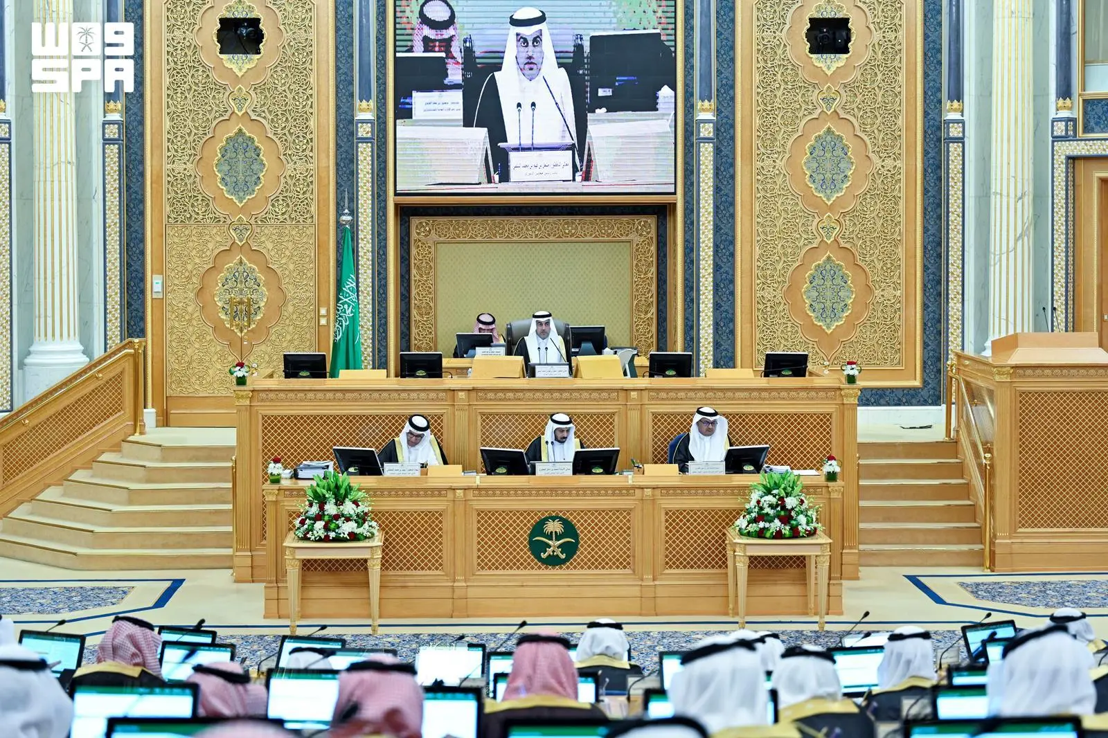 عضو شورى يطالب هيئة التأمين بمراجعة سياسة تحديد قيمة أقساط التأمين ضد الغير للمركبات يراعي سجل